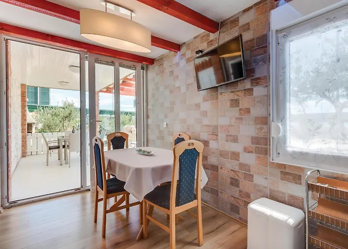 Stunning In Nyaraló Nerezine