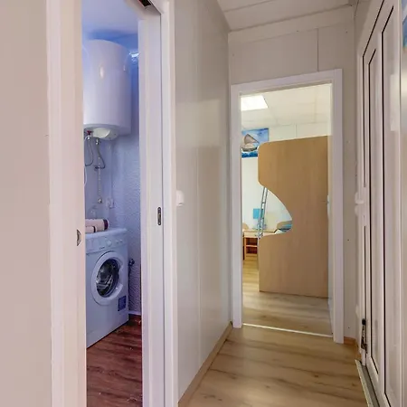 بيت للعطل 2 Bedroom Cozy In نيغيزيني
